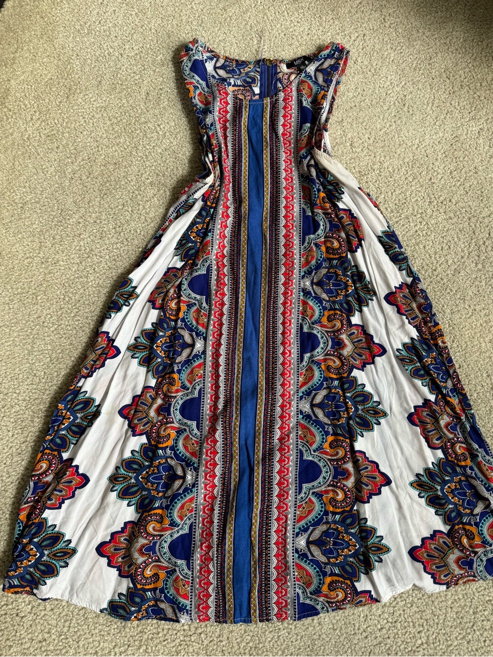 MSK Multicolor Paisley Maxi Dress in White, Blue and Red